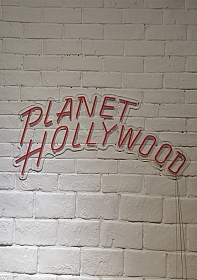 Hollywood - LED Neon Sign
